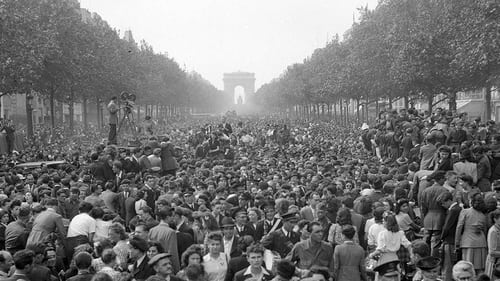 Capitulation, the Final Hours that Ended World War II